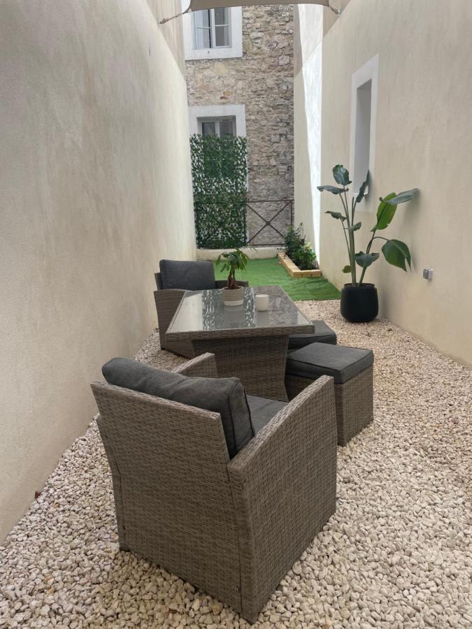 Sakina Appartement En Bord De Sorgue 퐁텐드보클루세 외부 사진